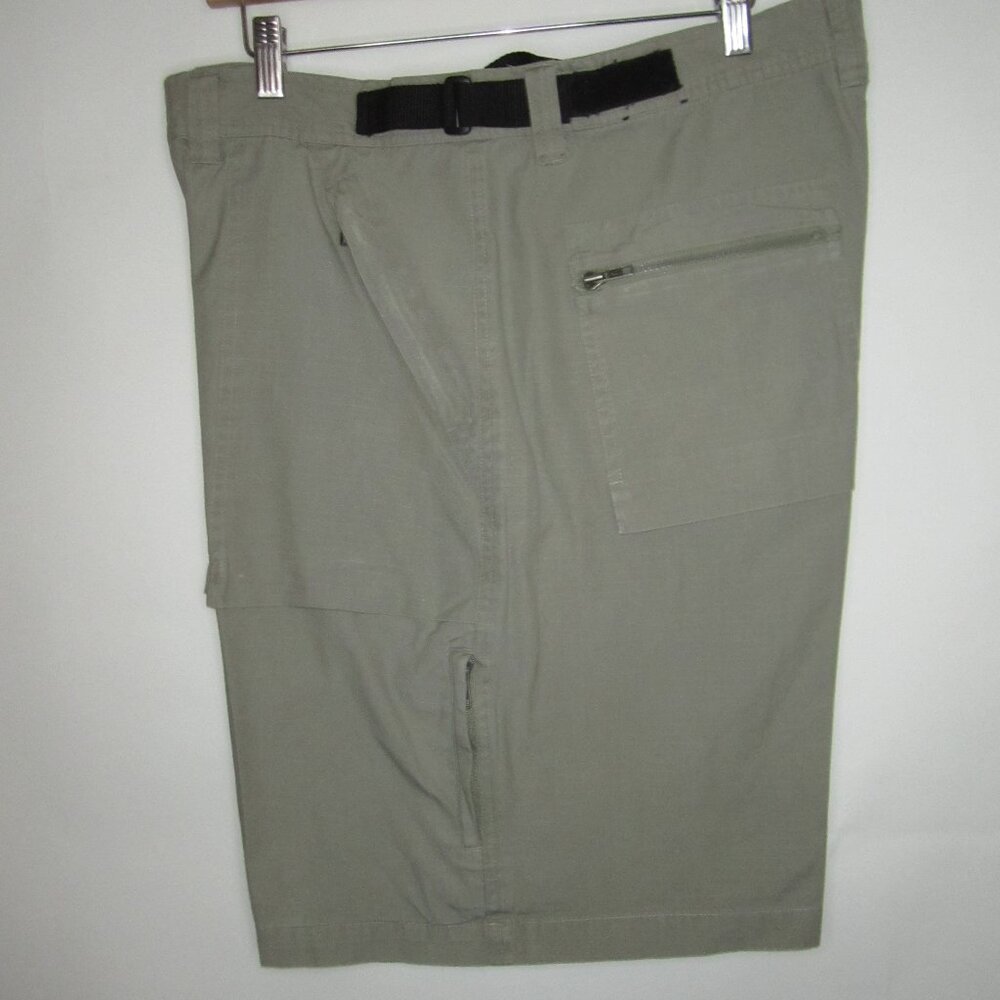 Wolverine Cargo Shorts W42  Light Gray